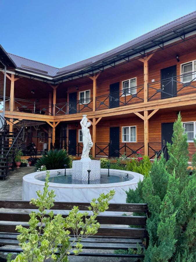 Hotel La Fontan Sukhumi Esterno foto